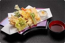 Assorted seasonal tempura Enjoy the soft and gentle taste of tempura made with local wild plants and ingredients!