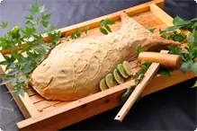 鯛の塩釜焼き お祝いに是非！鯛の塩釜。