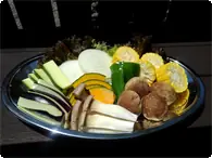 BBQ軽井沢野菜・信州きのこセット 軽井沢高原野菜を４～５種と信州きのこのセット
　
3～4名用　１８００円