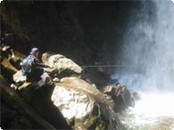 ★★川や渓流での釣り★★ 川・渓流釣り内容乗鞍高原の自然の川や渓流での釣りを楽しめます。
天然のイワナを釣り上げることができます。

漁期　２月１６日～９月３０日