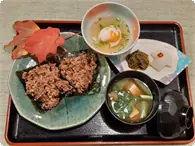 酵素玄米とお味噌汁漬物＋１品 