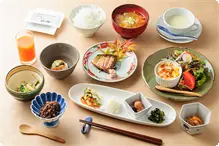 朝食（AM８時に食事処） 