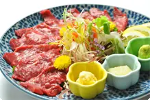 馬刺し 