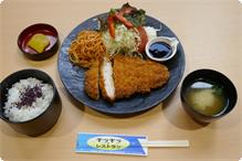【夕食】おほしさまプラン 三田ポークを使用したサクサクとんかつ！甘くてジューシーなお肉をお召し上がり下さい！