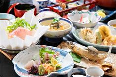 Our standard kaiseki that changes with the season.
Please enjoy seasonal ingredients.