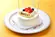 地元のケーキ屋さんが作る可愛いホールケーキです。
お誕生日や結婚記念日などのお祝いに！
お客さまの人数に応じたサイズにてご用意いたします。