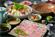 姫路のブランド豚、桃色吐息を使った大人気の温泉鍋。
さっぱりした脂が特徴で女性にも大人気でございます。